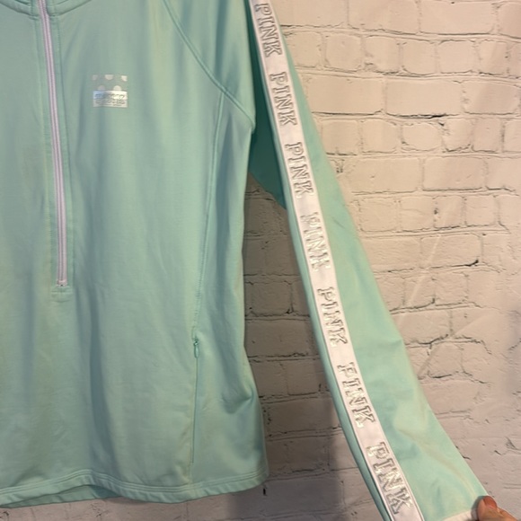 Victoria’s Secret Pink Ultimate 2/3 zip jacket! - Picture 4 of 8